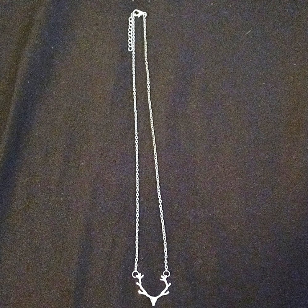 Elk Deer Antlers Necklace